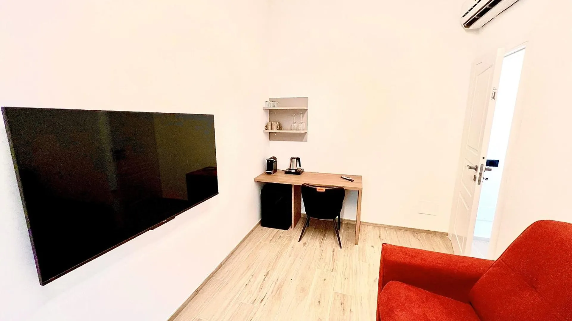 Apartment Cinque Terre Hub Suite Art La Spezia