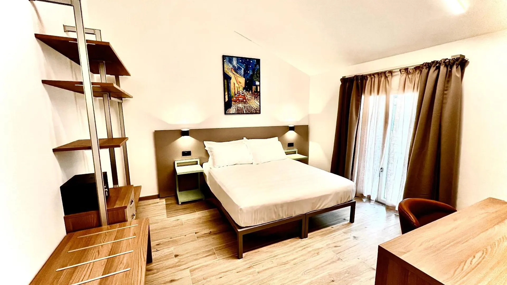 Apartment Cinque Terre Hub Suite Art La Spezia Italy